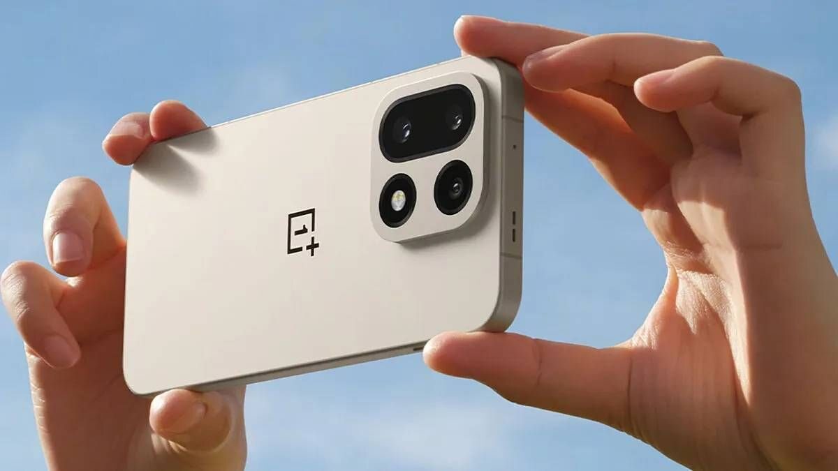 OnePlus 16 : écran 185 Hz et promesse de 185 FPS — la course aux chiffres continue OnePlus 16 : écran 185 Hz et promesse de 185 FPS — la course aux chiffres continue